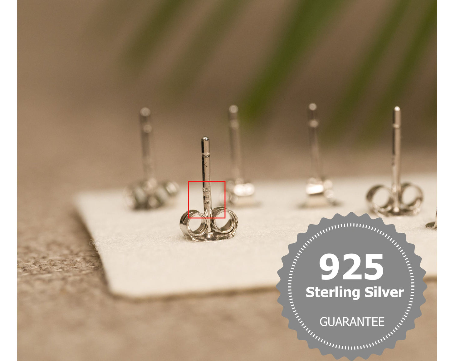 Star stud earrings