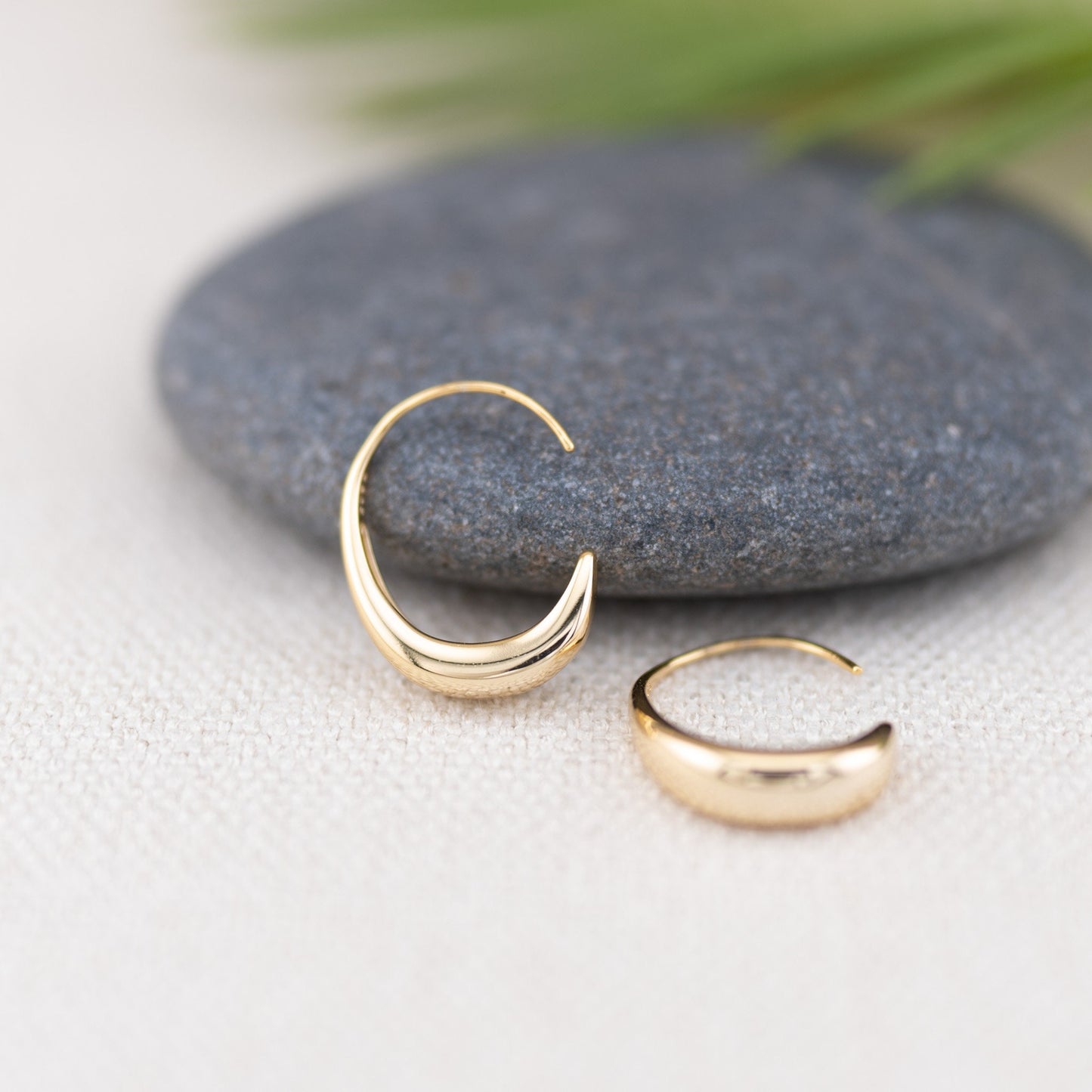 Medium chunky open gold hoop earrings