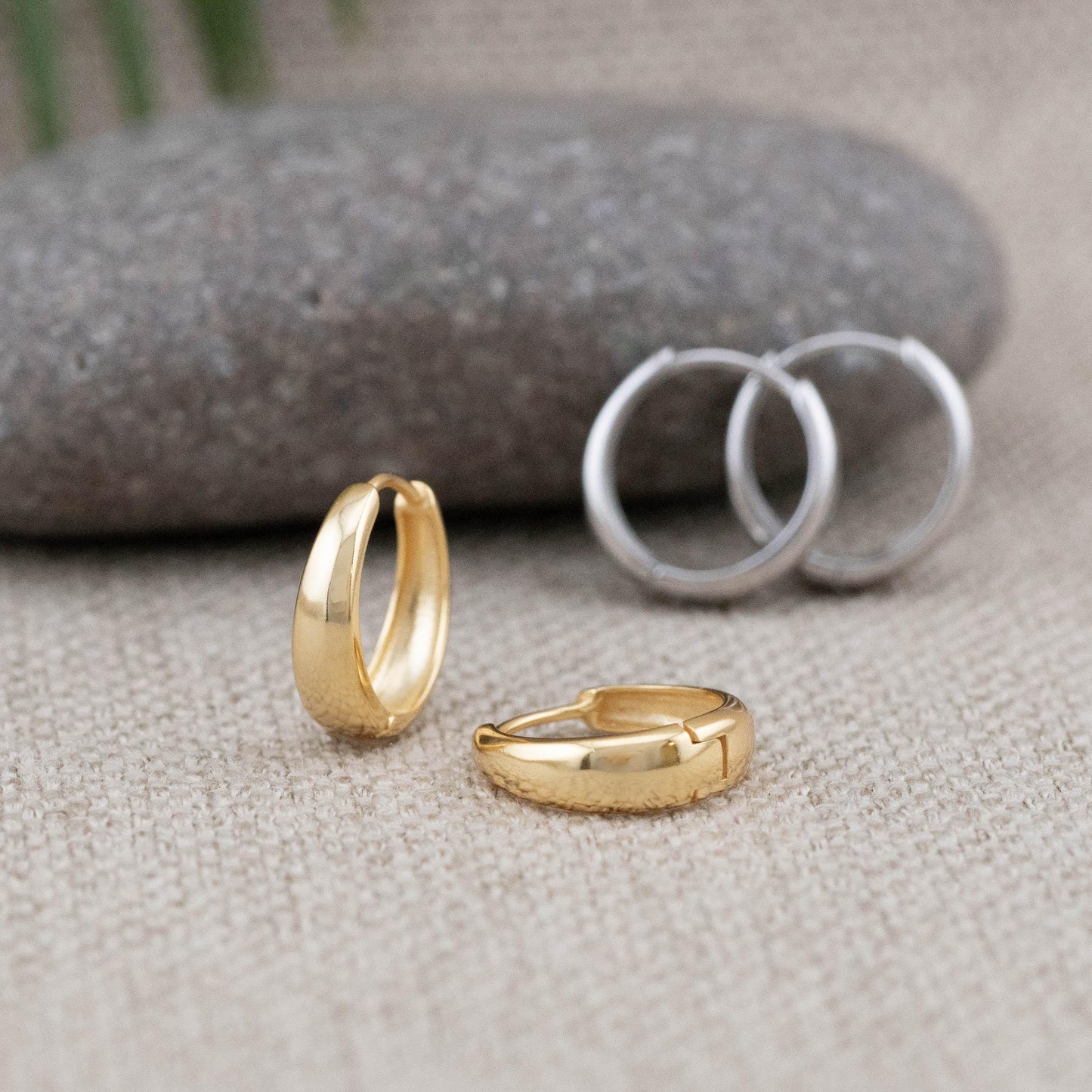 Teardrop everyday clicker hoop earrings set