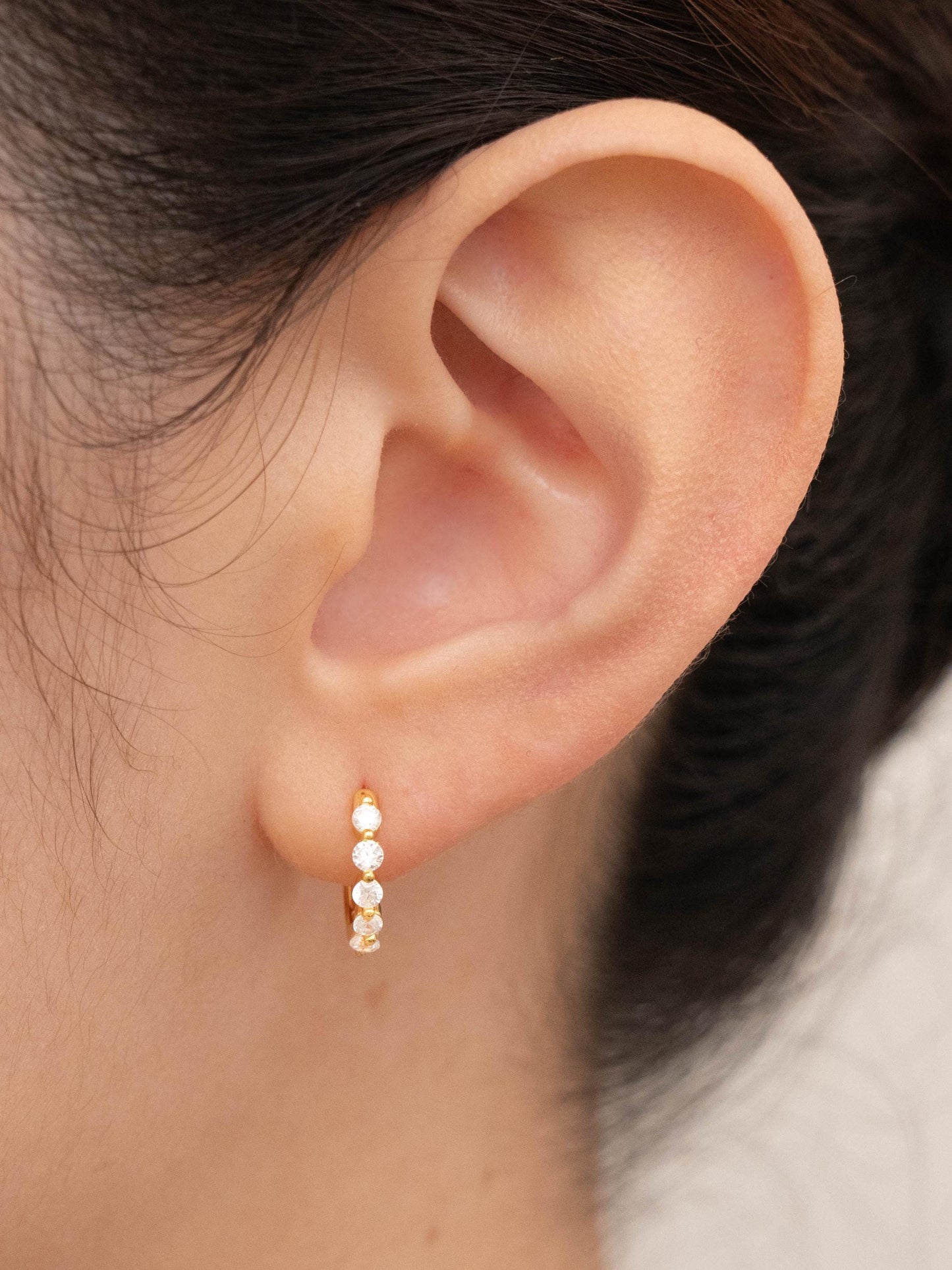 Diamond cz huggies