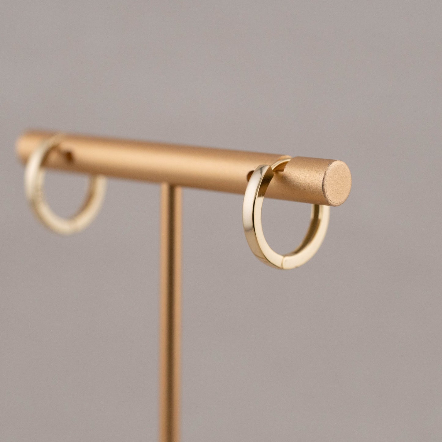 Stacking huggie hoop set
