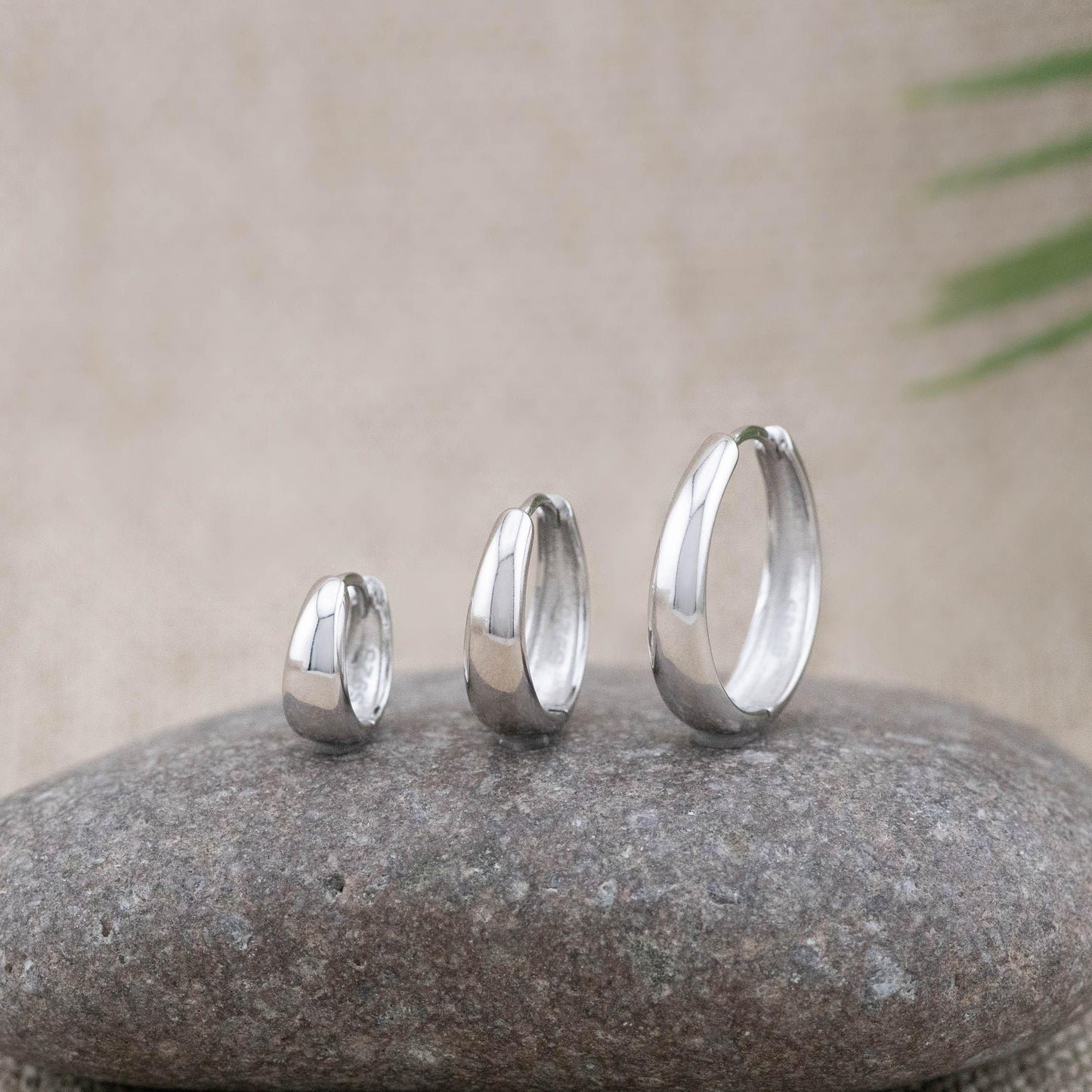 Teardrop everyday clicker hoop earrings set