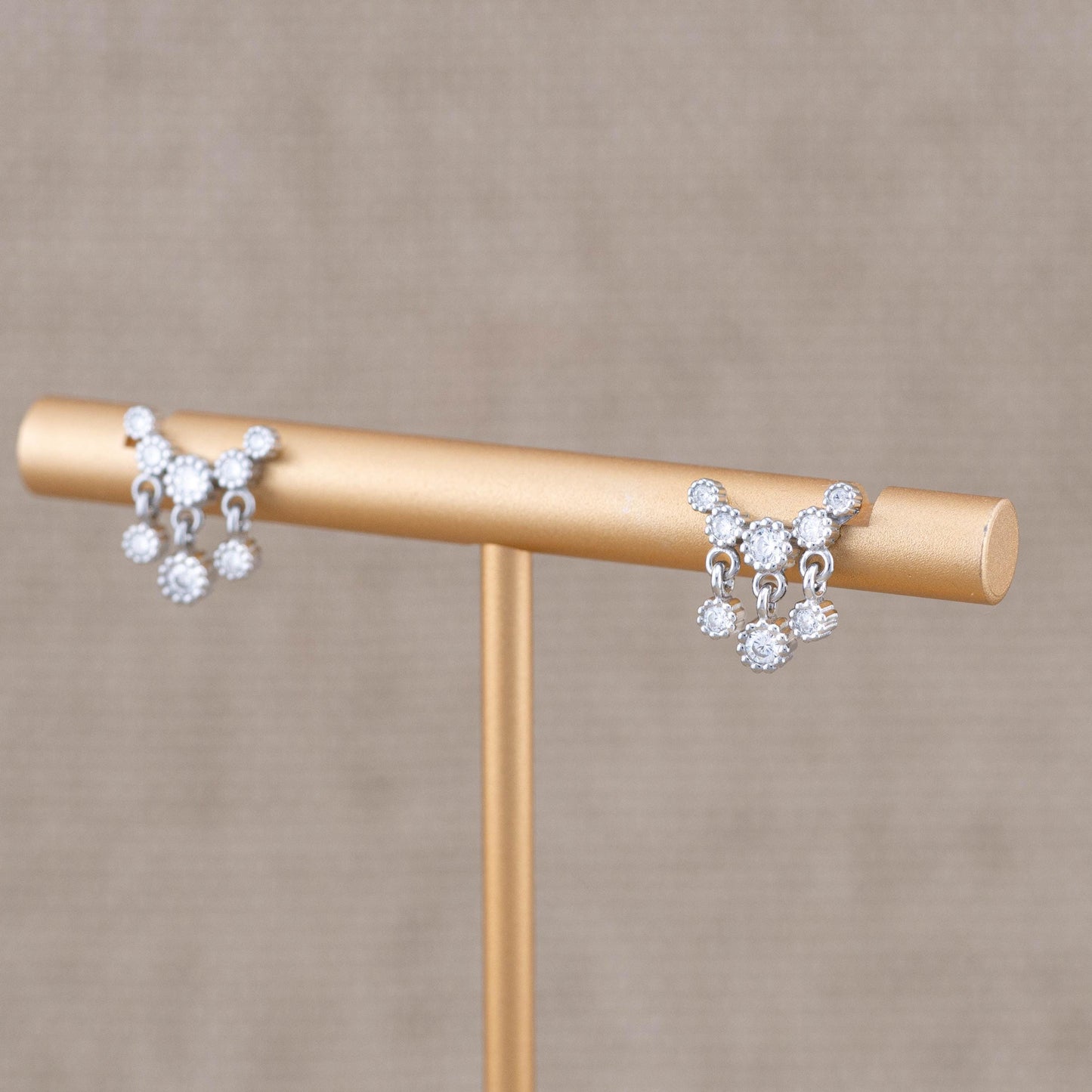 Tiny helix cz stud